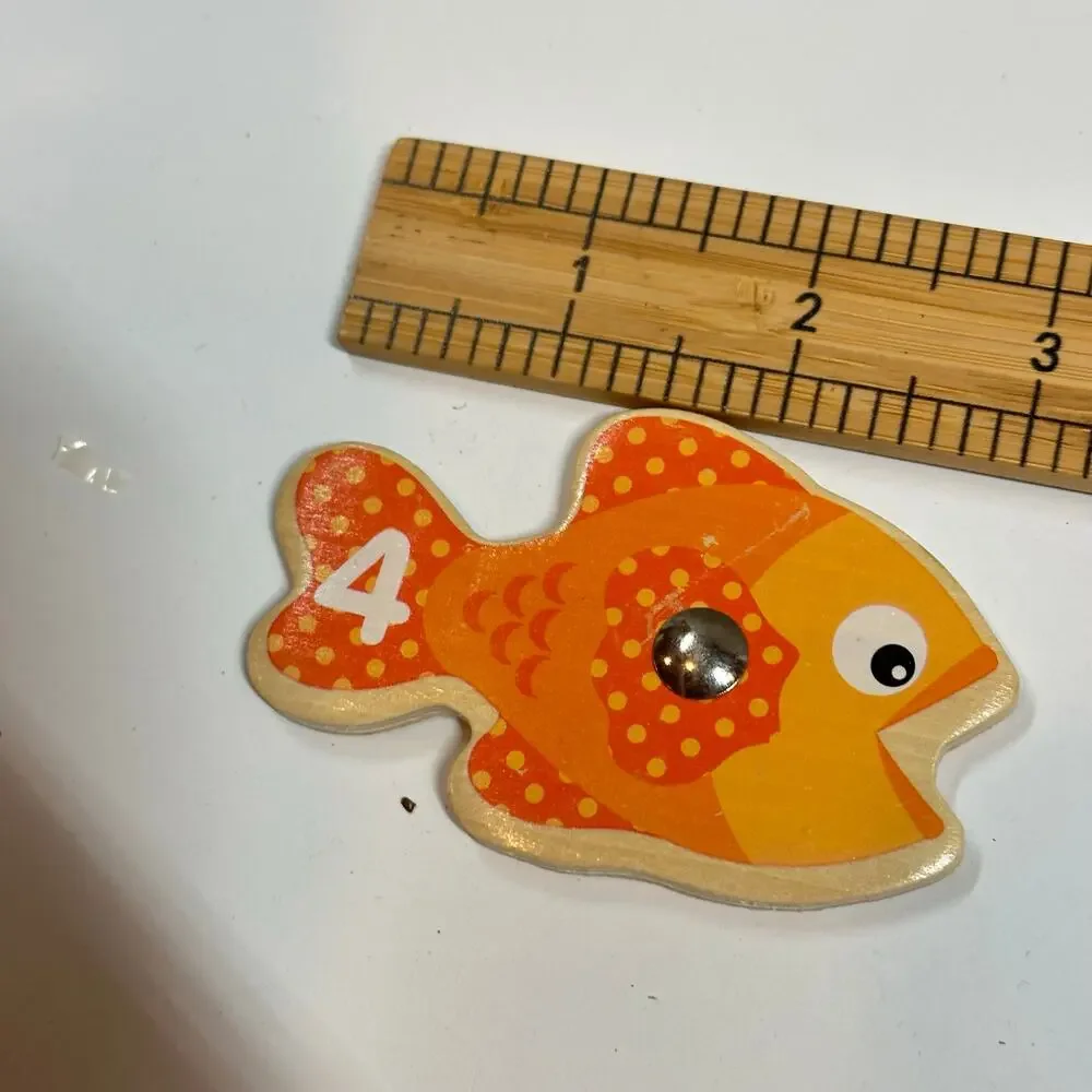 Melissa & Doug Catch & Release Magnetic Counting Game Replacement Orange 4 Fish